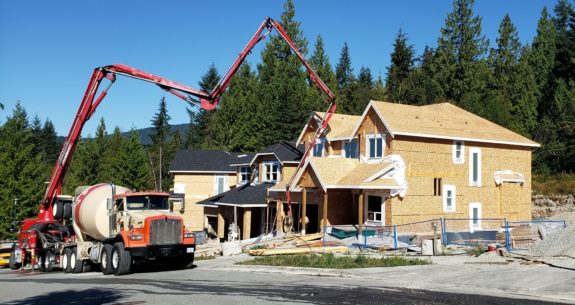new detached home under construction